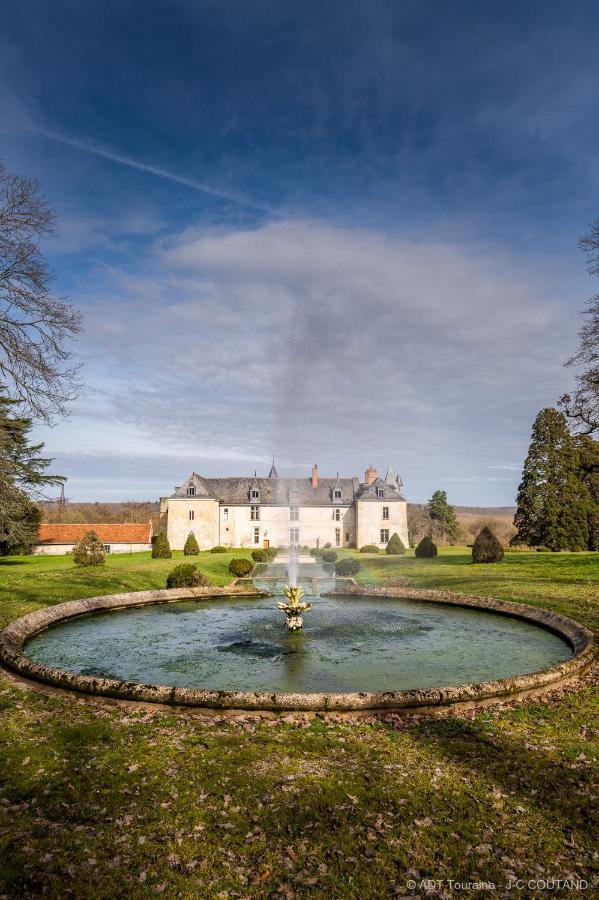 Chateau De Valesne Sache Екстер'єр фото