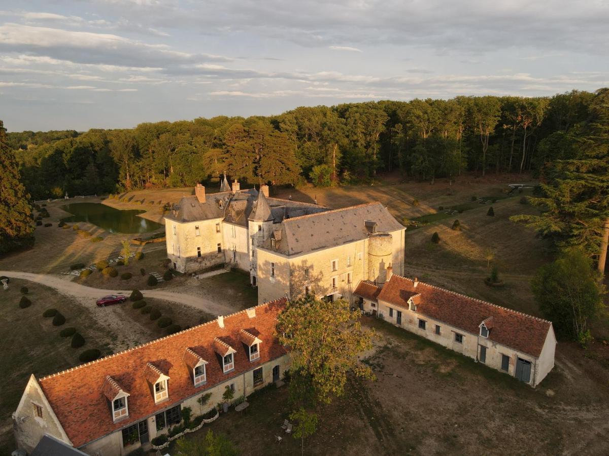 Chateau De Valesne Sache Екстер'єр фото